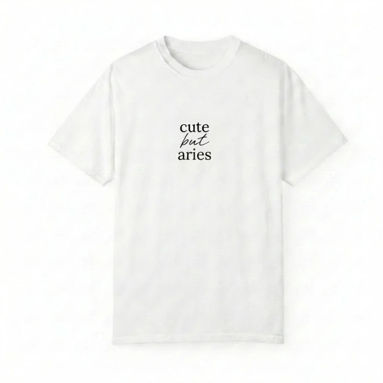 biały t-shirt cute but aries.png