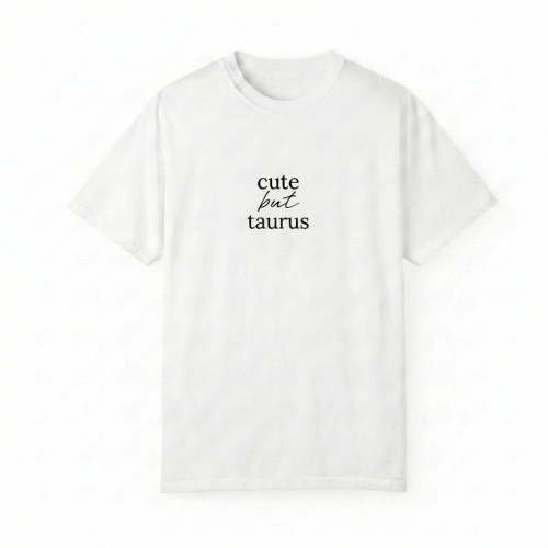 biały t-shirt cute but taurus.png