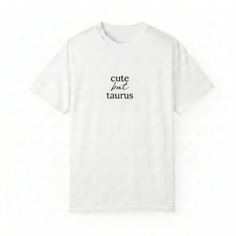 biały t-shirt cute but taurus.png