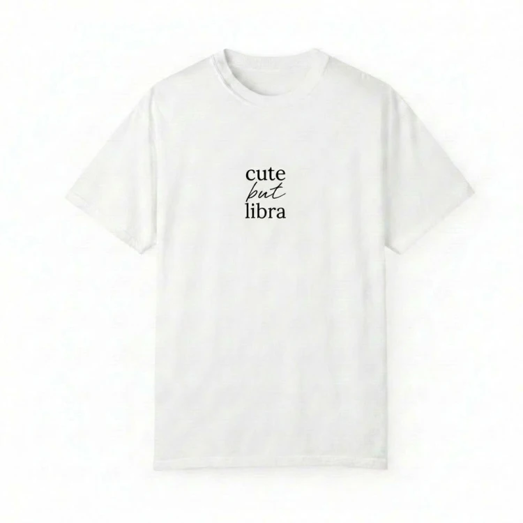 biały t-shirt cute but libra.png