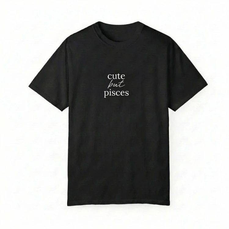 czarny t-shirt cute but pisces.png