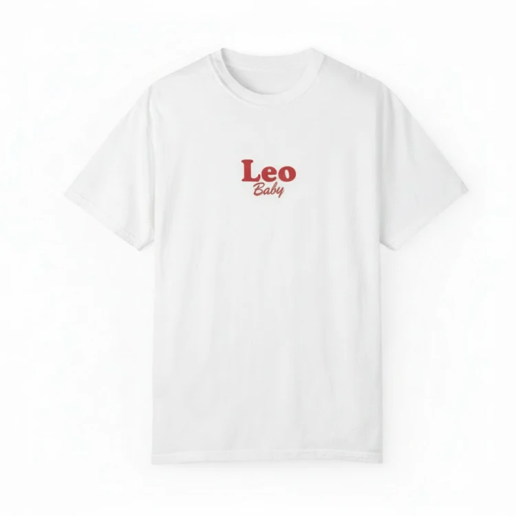 biała koszulka leo baby.png