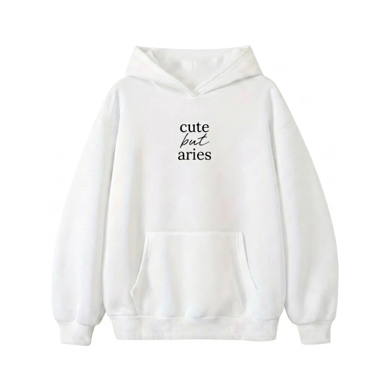 biała bluza cute but arie.png