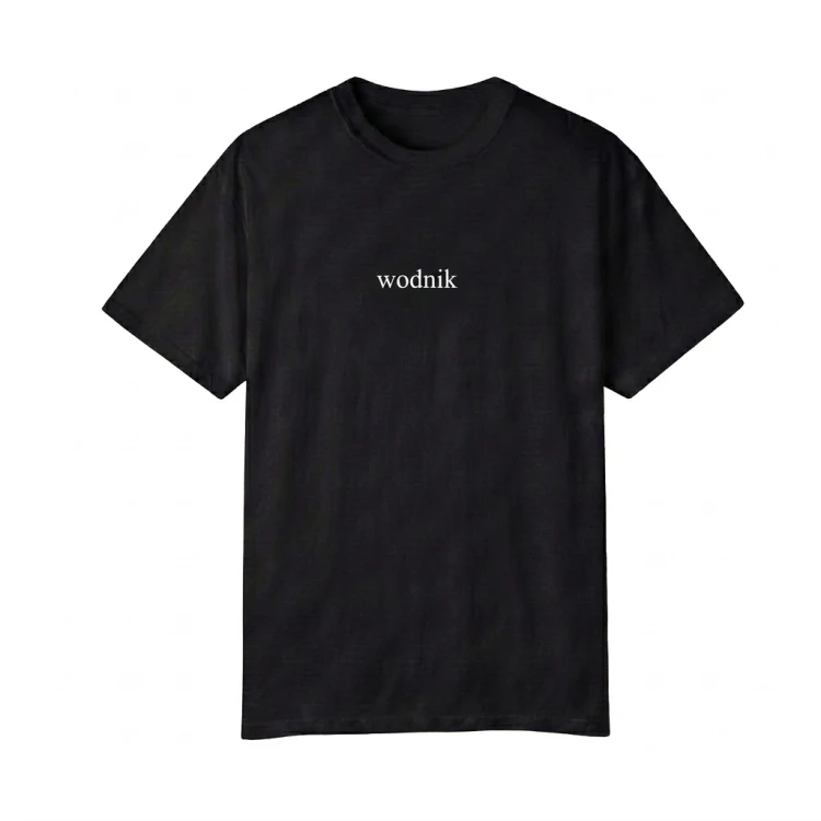 czarny t-shirt wodnik.png